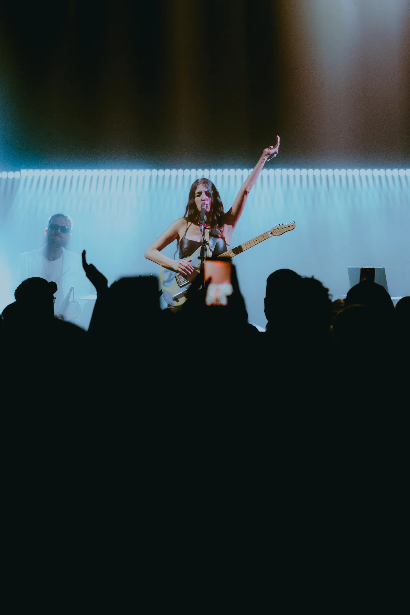 Joan Thiele — Club Tour, Bologna Locomotiv Loraw — photo by @joan-thiele-loraw-bologna-10-dic-2025-23.webp