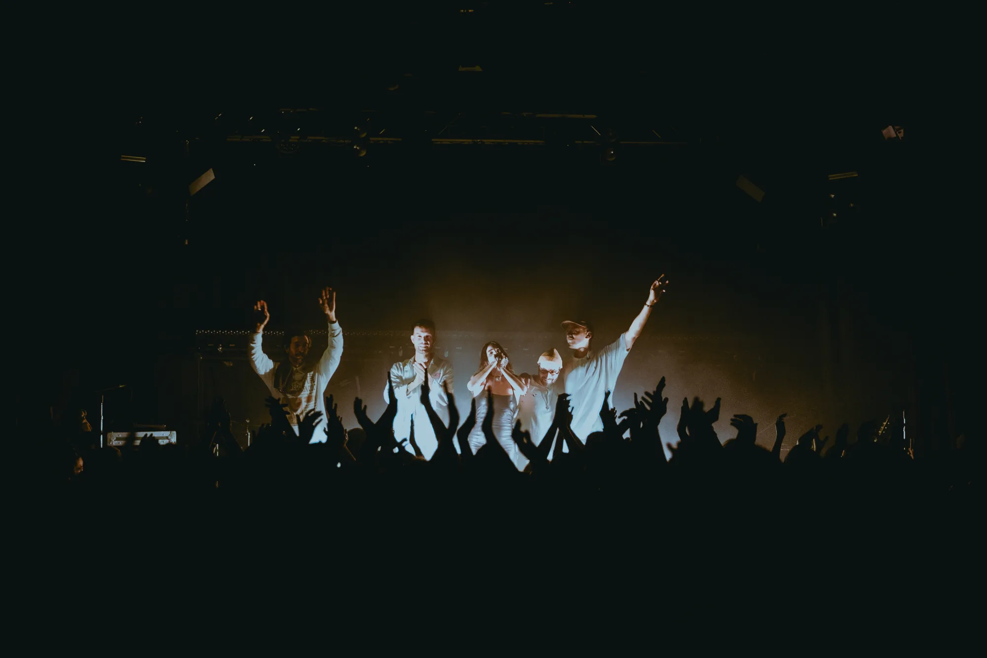 Joan Thiele — Club Tour, Bologna Locomotiv Loraw — photo by @joan-thiele-loraw-bologna-10-dic-2025-25.webp