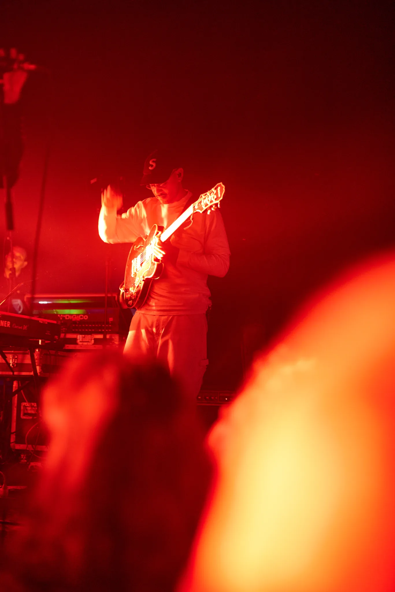 Joan Thiele — Club Tour, Milano Santeria — photo by @cirogalluccio