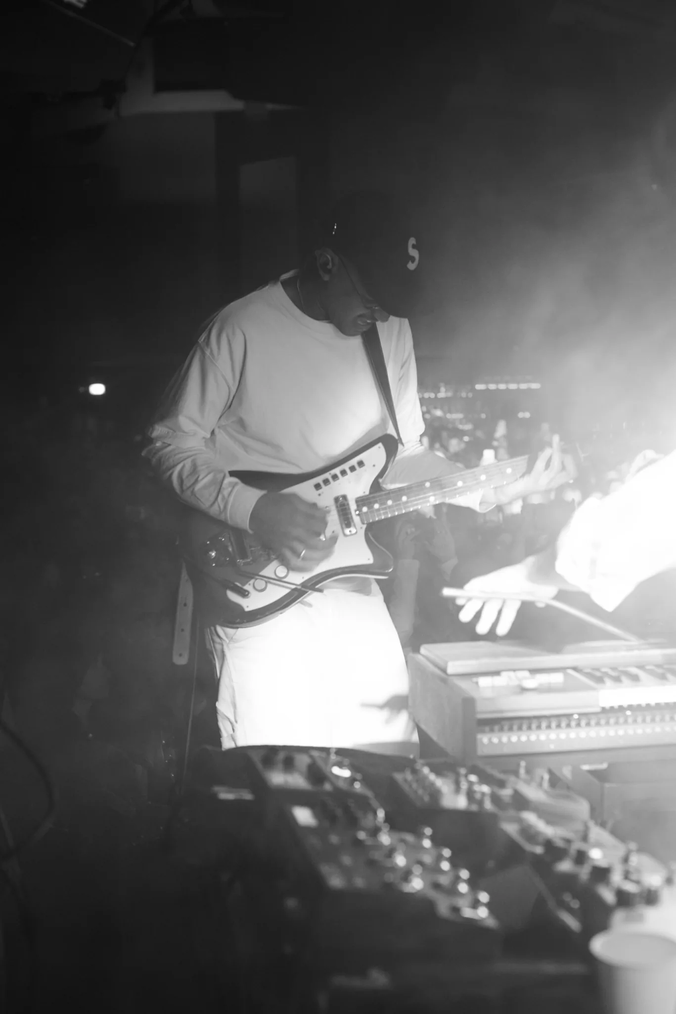 Joan Thiele — Club Tour, Milano Santeria — photo by @cirogalluccio