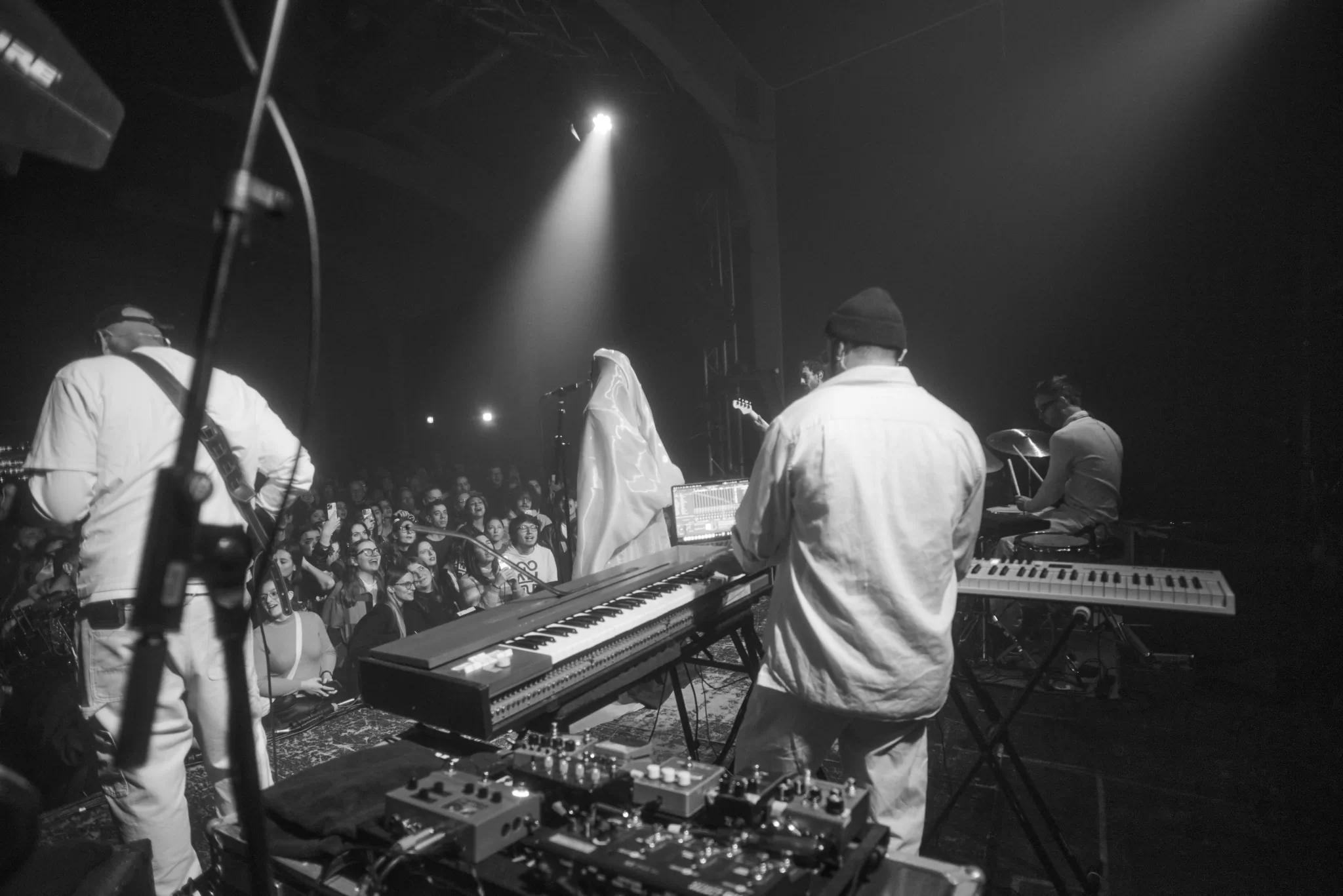 Joan Thiele — Club Tour, Milano Santeria — photo by @cirogalluccio
