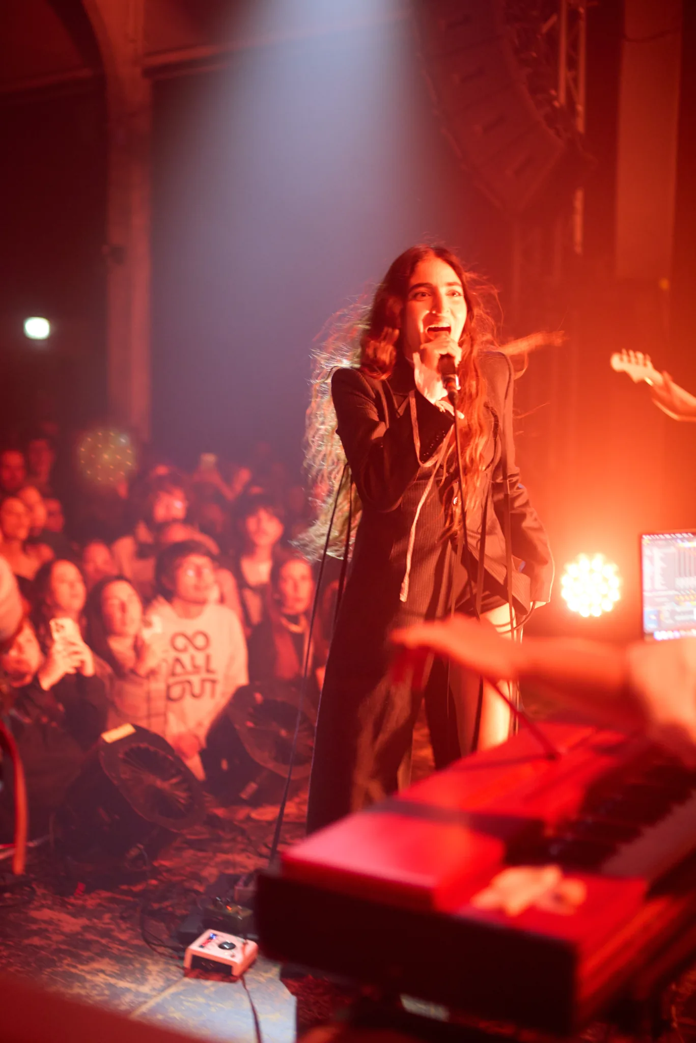 Joan Thiele — Club Tour, Milano Santeria — photo by @cirogalluccio