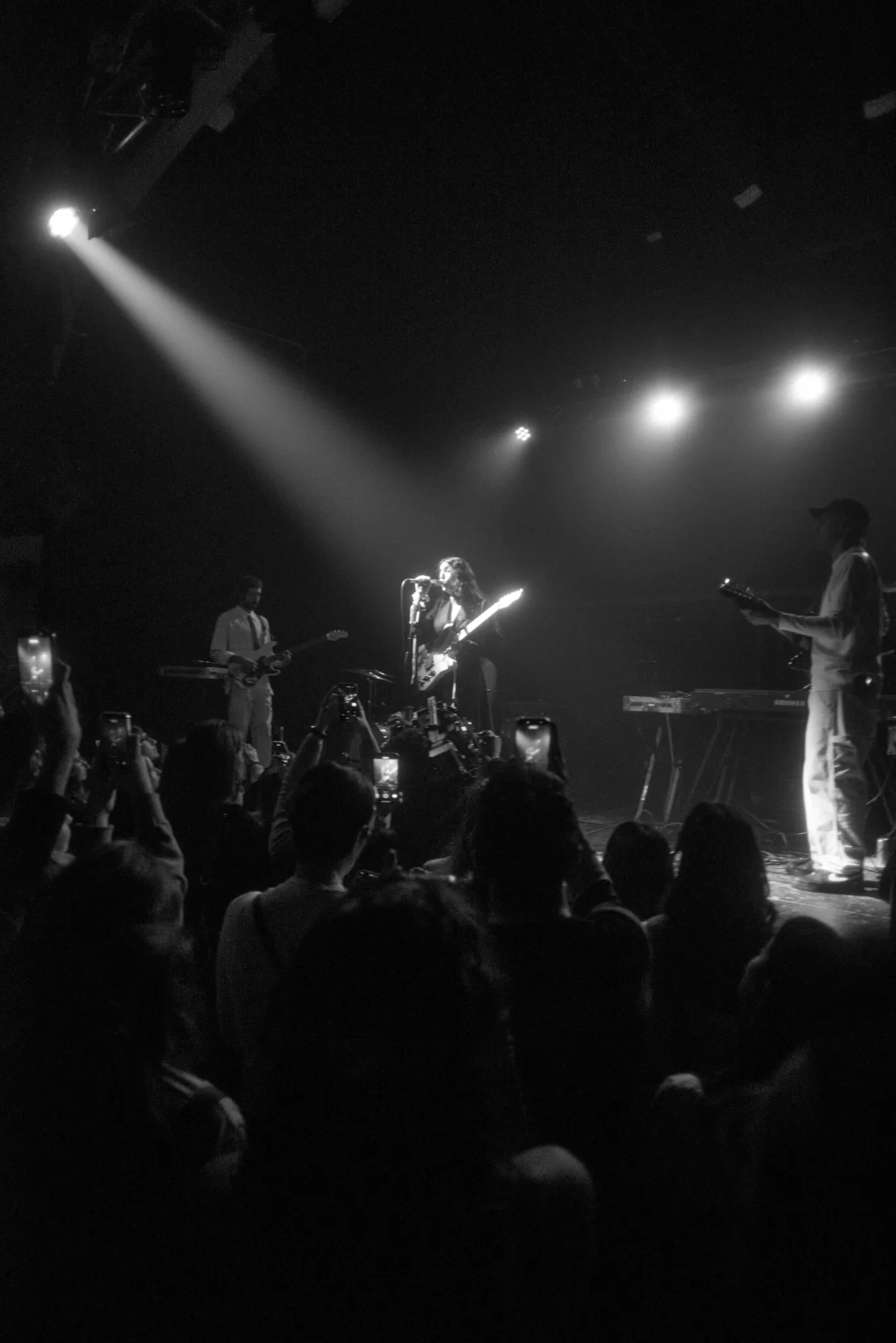 Joan Thiele — Club Tour, Milano Santeria — photo by @cirogalluccio