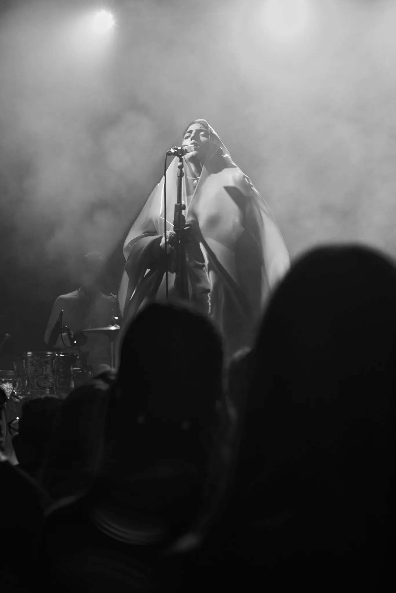 Joan Thiele — Club Tour, Milano Santeria — photo by @cirogalluccio