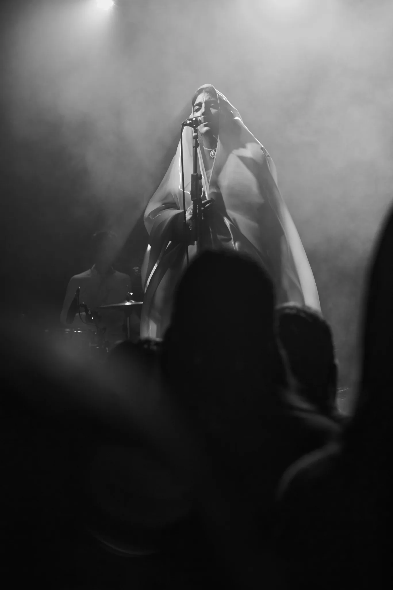Joan Thiele — Club Tour, Milano Santeria — photo by @cirogalluccio