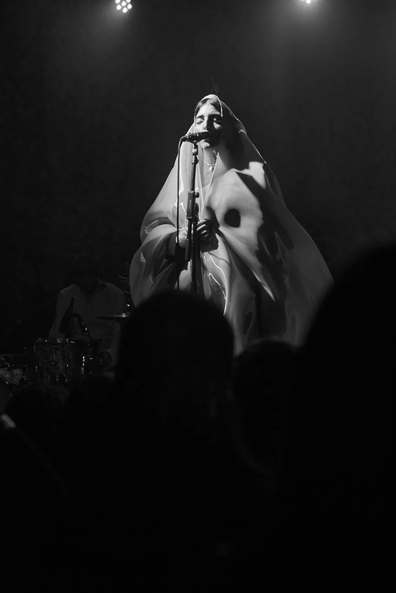 Joan Thiele — Club Tour, Milano Santeria — photo by @cirogalluccio