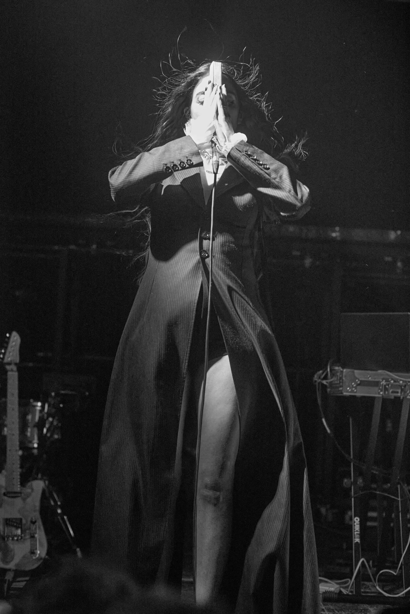 Joan Thiele — Club Tour, Milano Santeria — photo by @cirogalluccio