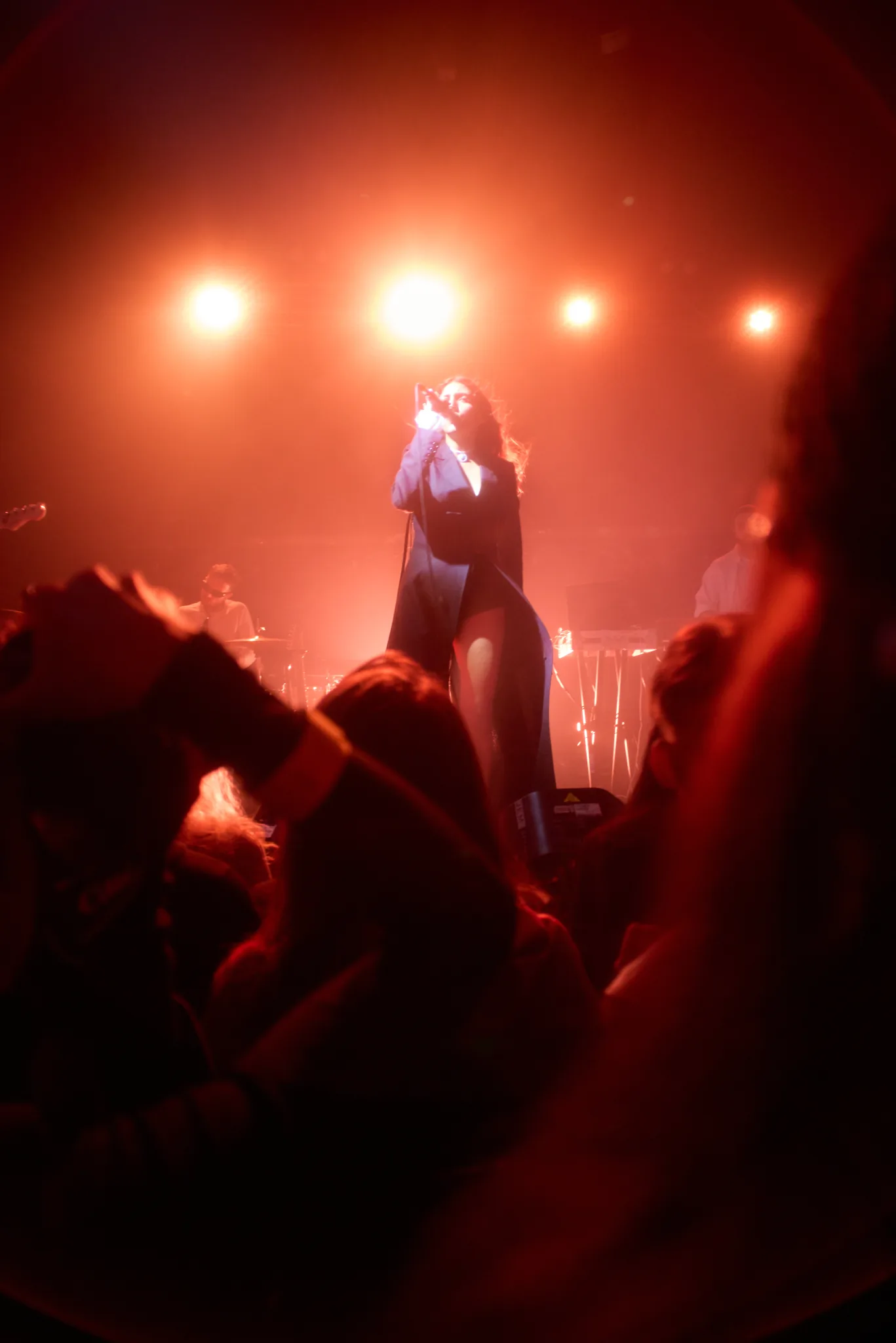 Joan Thiele — Club Tour, Milano Santeria — photo by @cirogalluccio