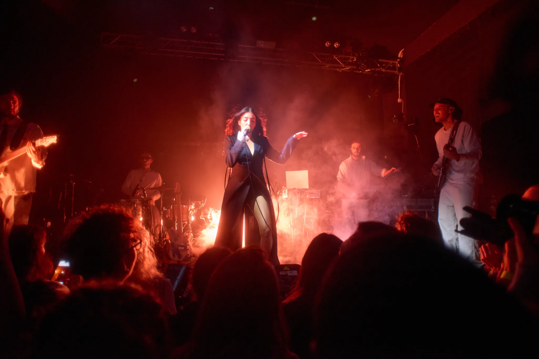 Joan Thiele — Club Tour, Milano Santeria — photo by @cirogalluccio