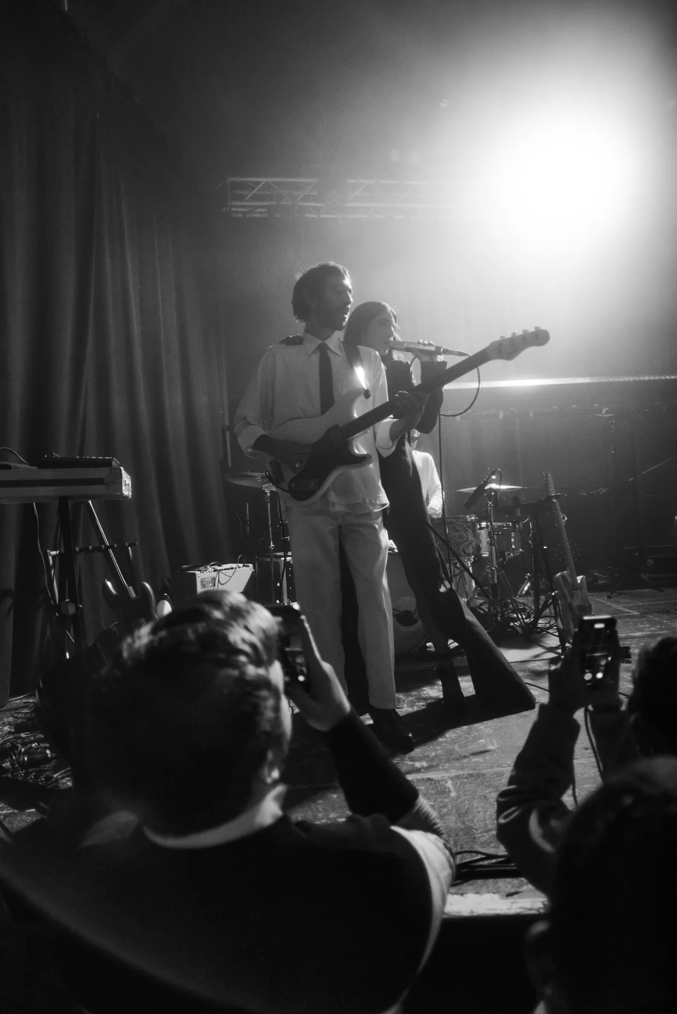 Joan Thiele — Club Tour, Milano Santeria — photo by @cirogalluccio