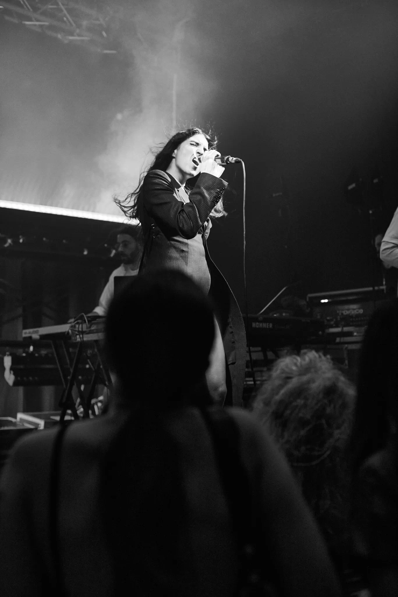 Joan Thiele — Club Tour, Milano Santeria — photo by @cirogalluccio