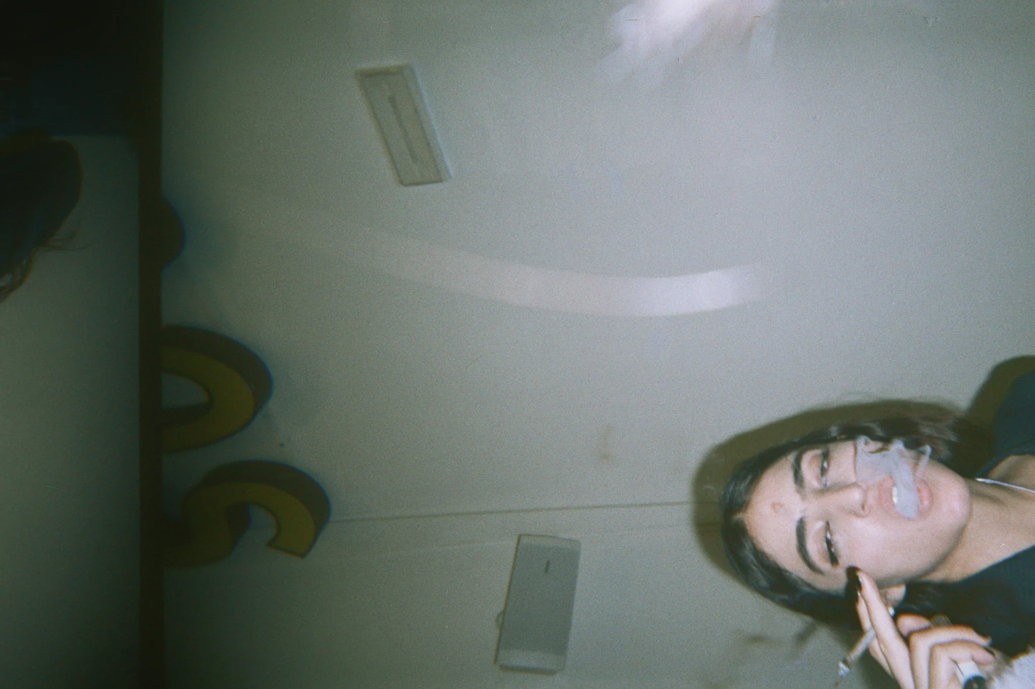 Joan Thiele — Club Tour, Milano Santeria — photo by @diilanxoxo