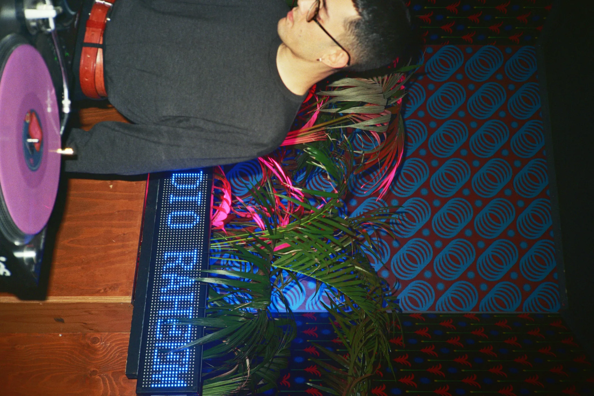 Joan Thiele — Club Tour, Milano Santeria — photo by @diilanxoxo