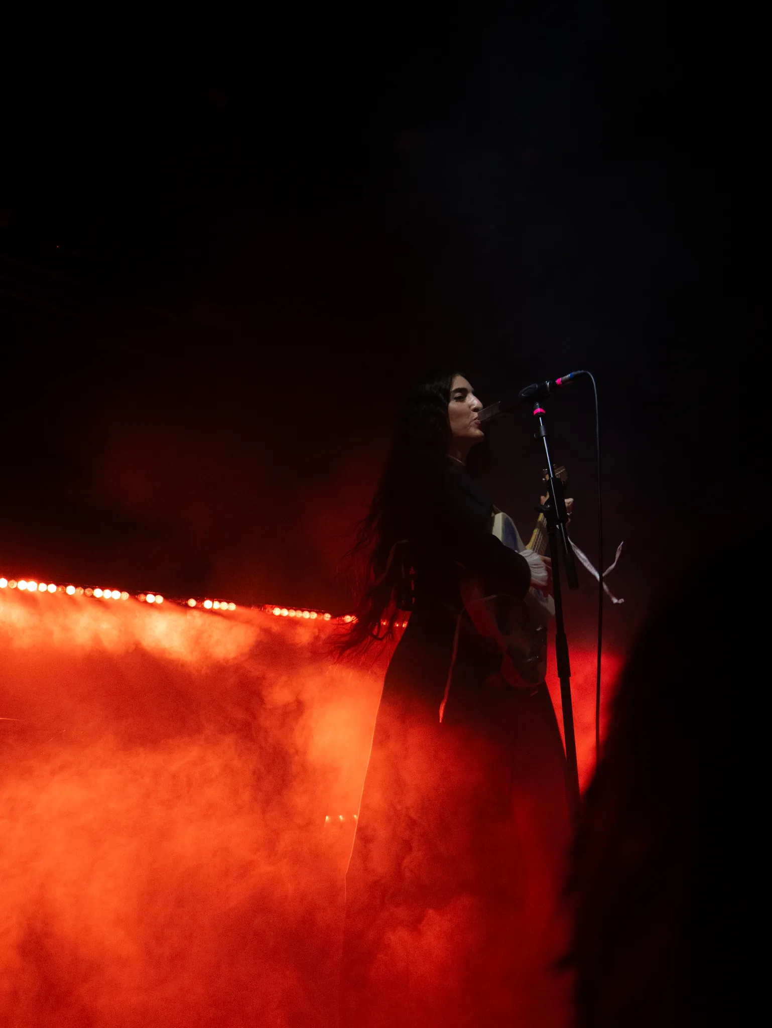 Joan Thiele — Club Tour, Milano Santeria — photo by @diilanxoxo