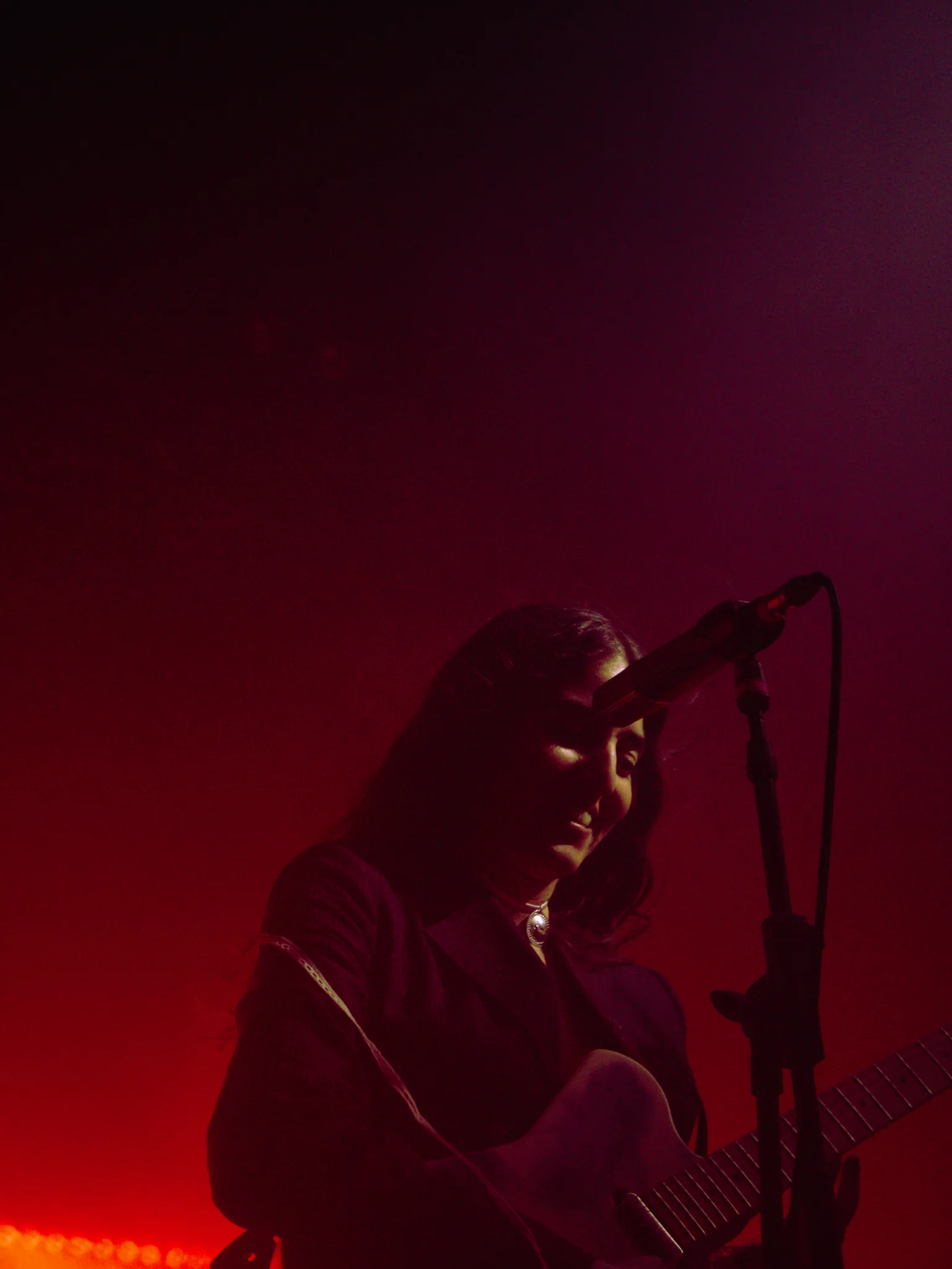 Joan Thiele — Club Tour, Milano Santeria — photo by @diilanxoxo