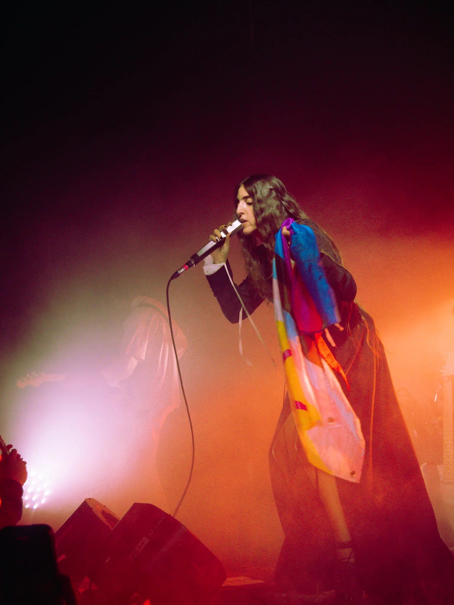 Joan Thiele — Club Tour, Milano Santeria — photo by @diilanxoxo