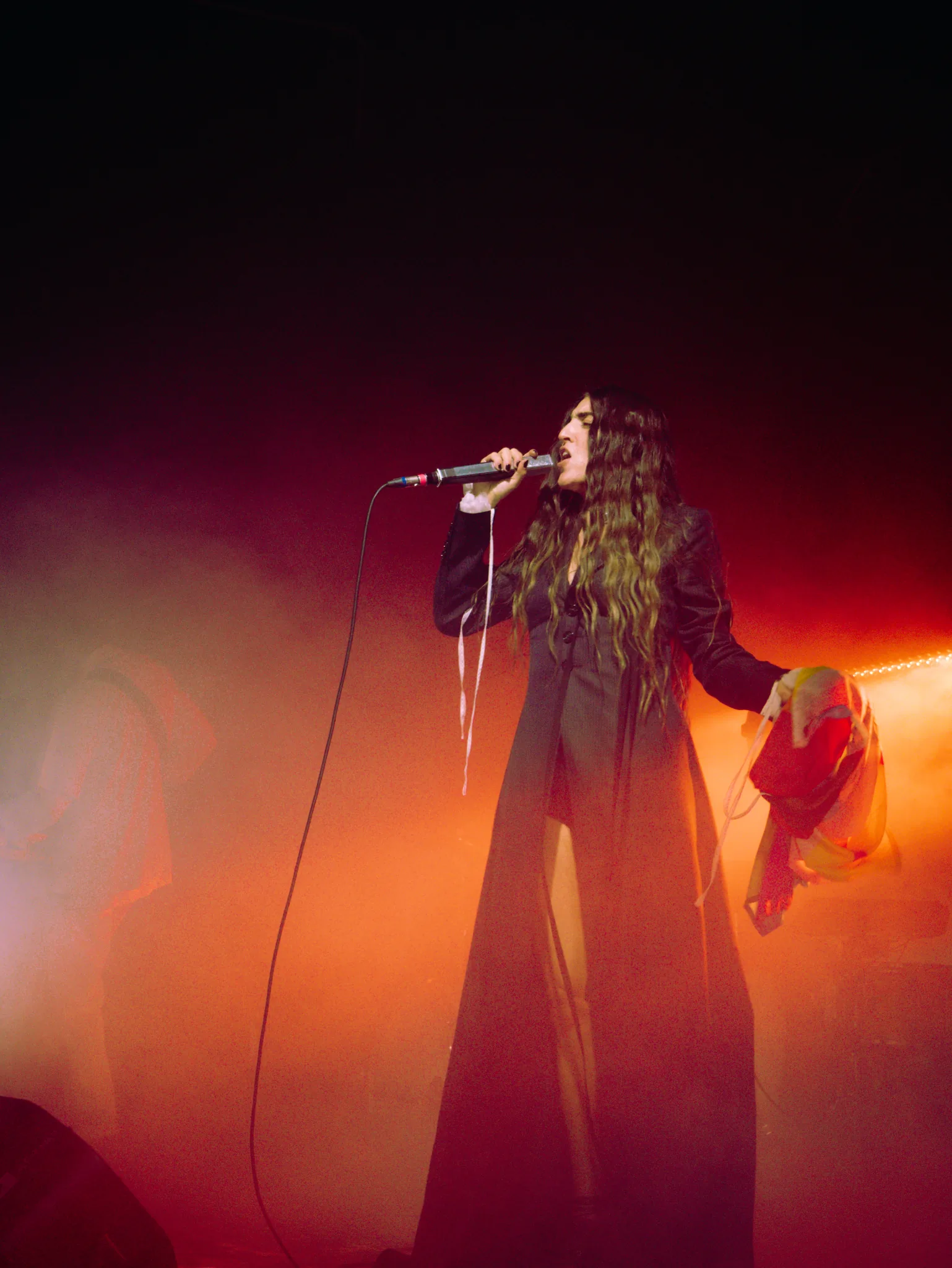 Joan Thiele — Club Tour, Milano Santeria — photo by @diilanxoxo