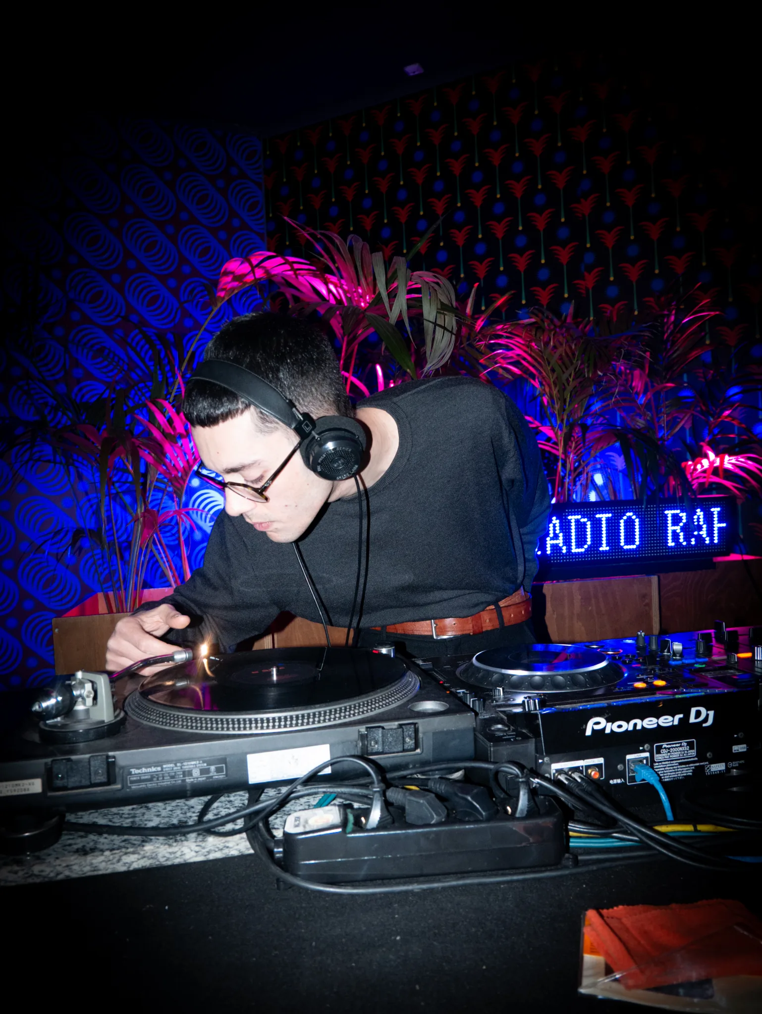 Joan Thiele — Club Tour, Milano Santeria — photo by @diilanxoxo