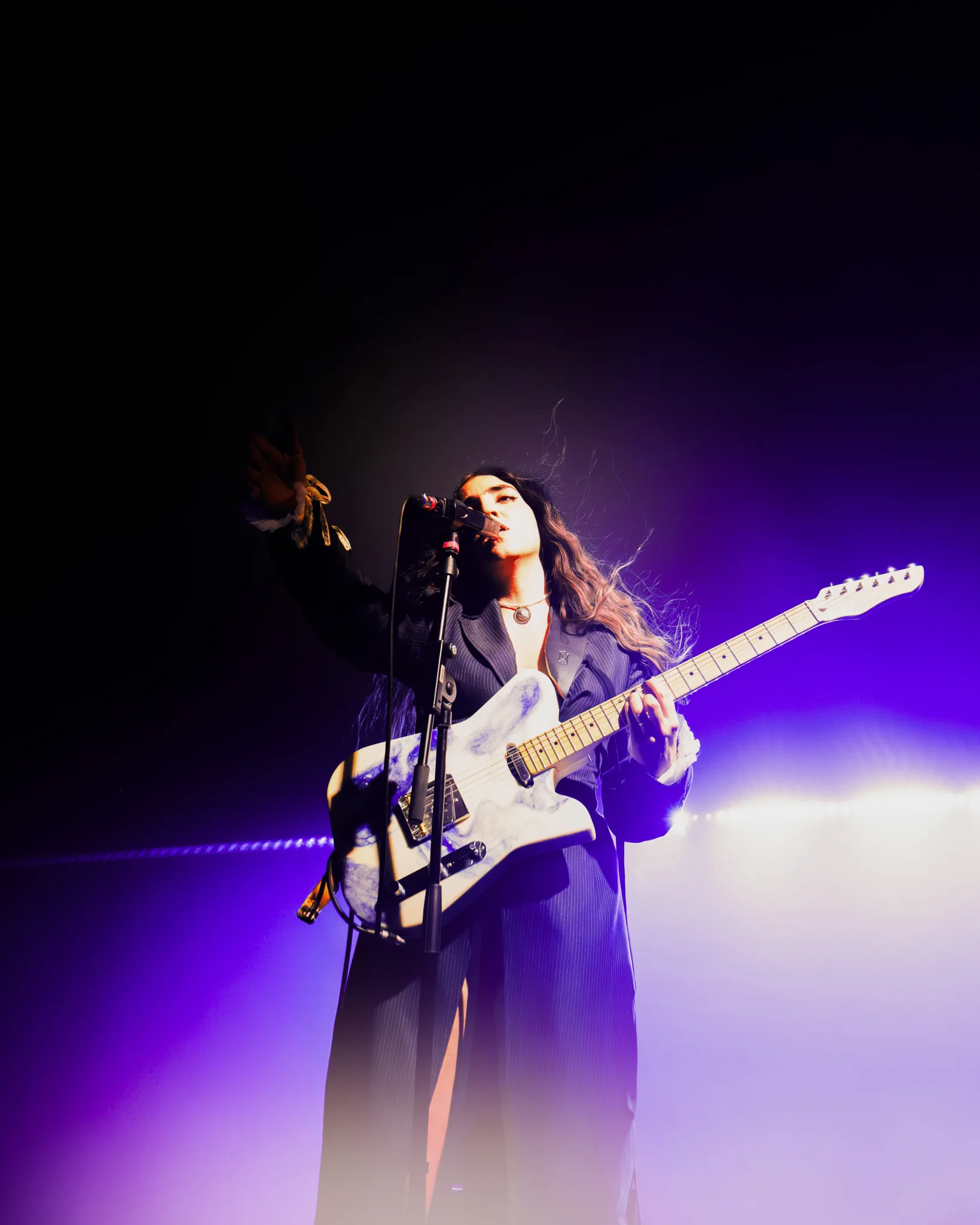 Joan Thiele — Club Tour, Milano Santeria — photo by @emmapjnto