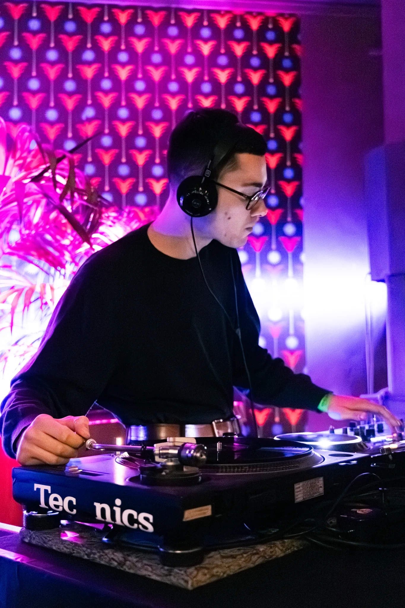 Joan Thiele — Club Tour, Milano Santeria — photo by @nicolasmiglioresii