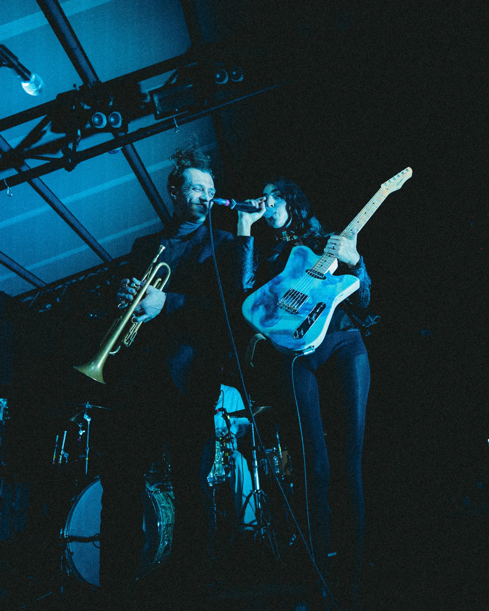 Joan Thiele — Club Tour, Roma Largo Venue — photo by @aghnezstudio