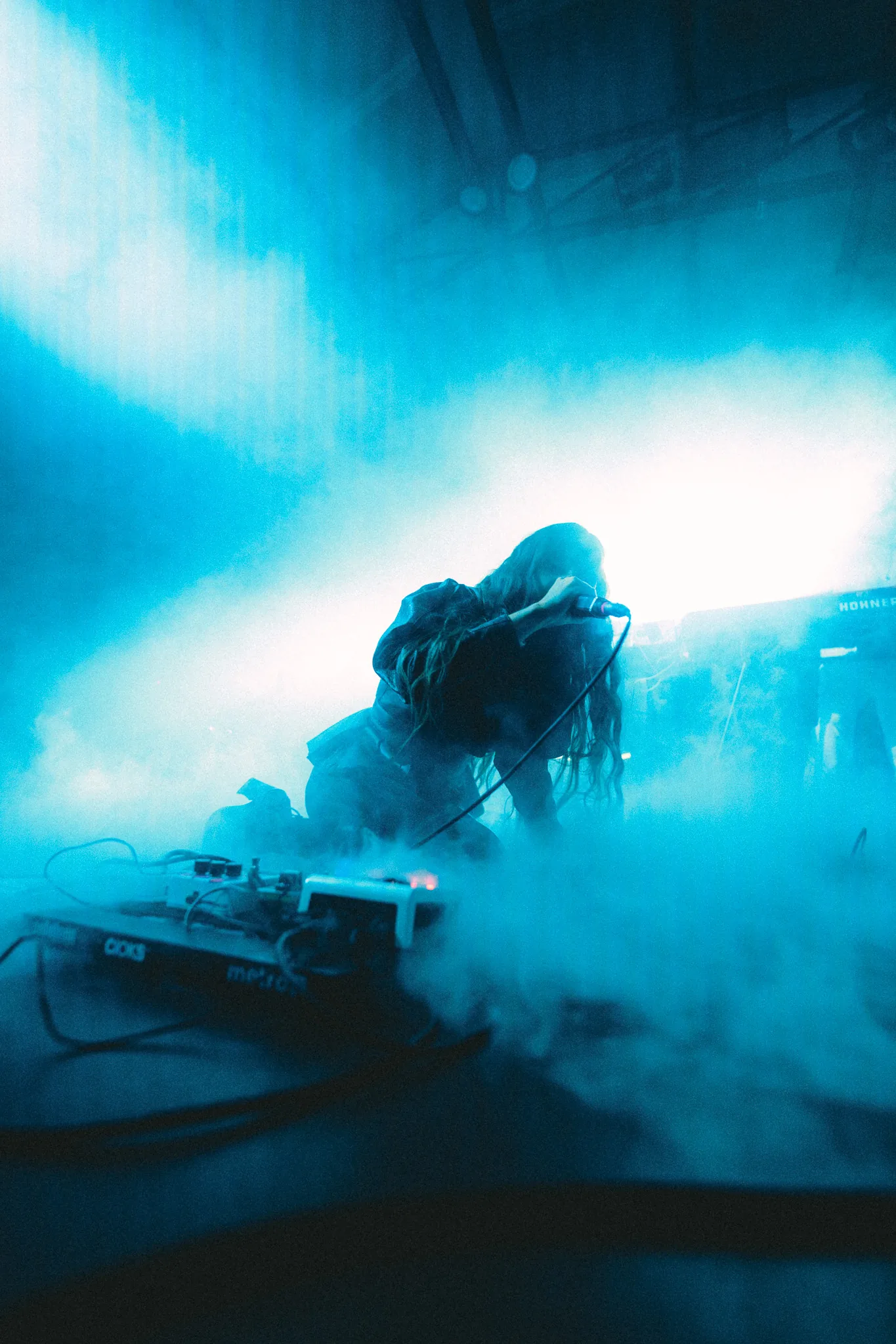 Joan Thiele — Club Tour, Roma Largo Venue — photo by @aghnezstudio