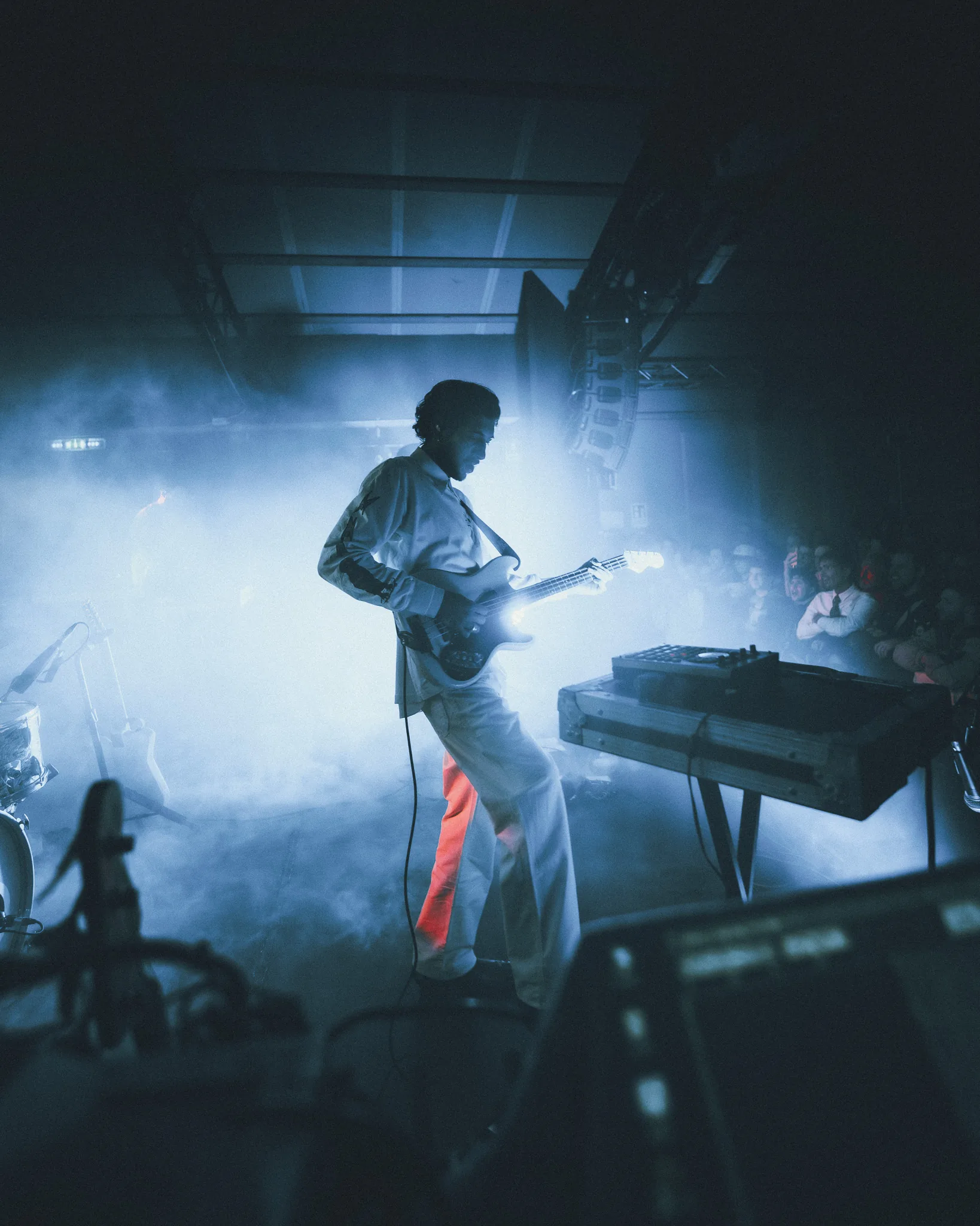 Joan Thiele — Club Tour, Roma Largo Venue — photo by @aghnezstudio