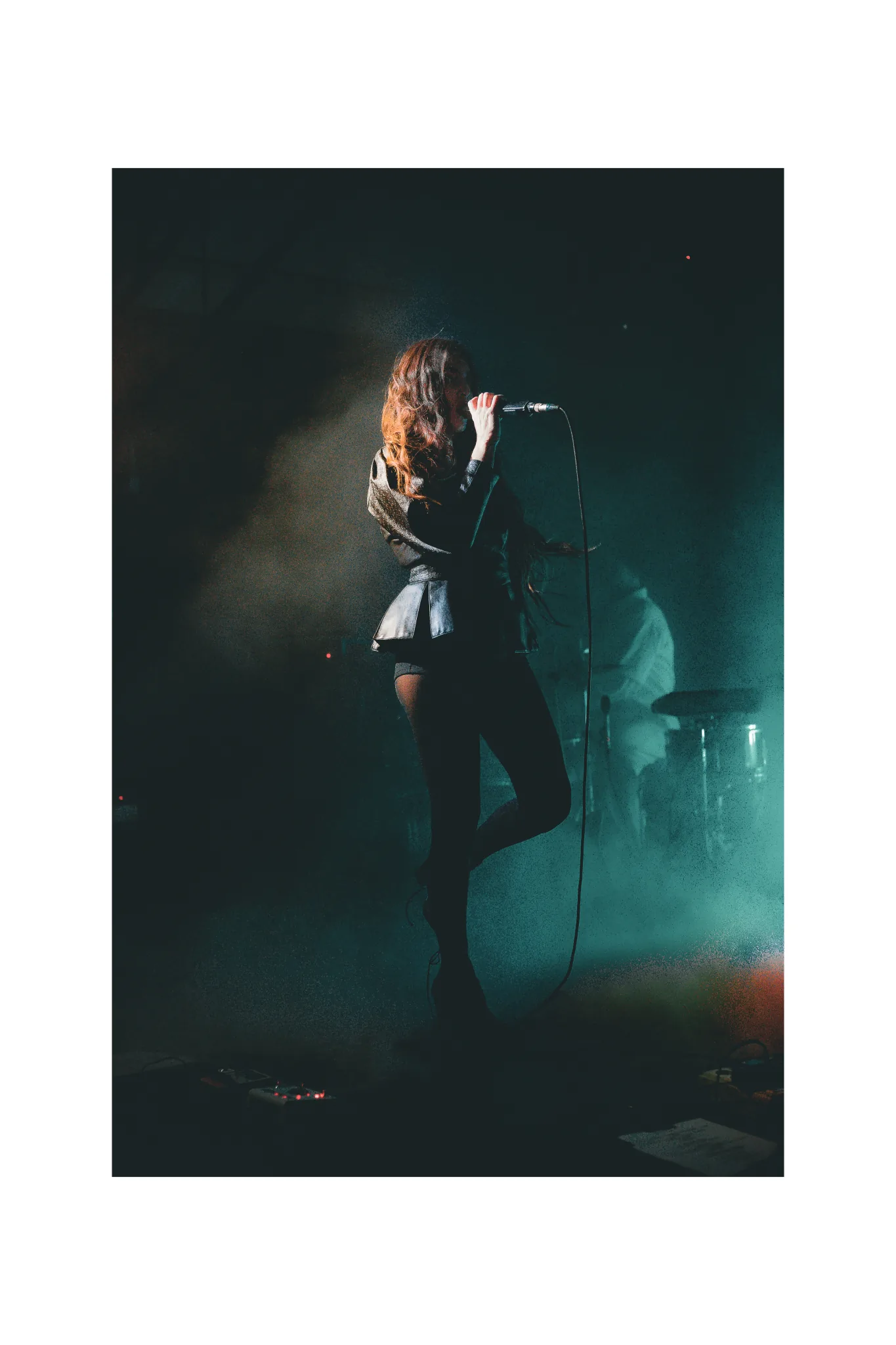 Joan Thiele — Club Tour, Roma Largo Venue — photo by @pour35mm
